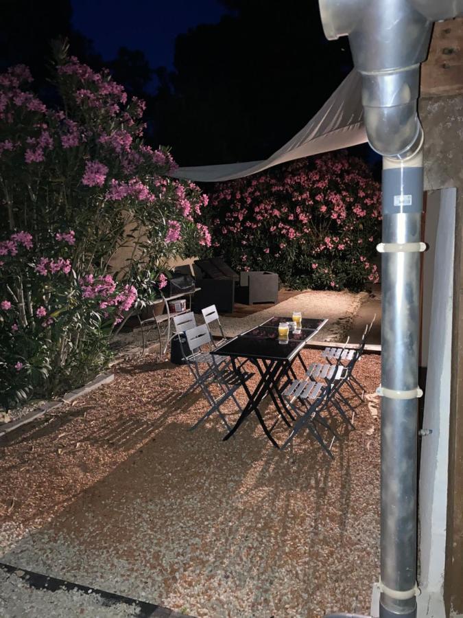 Au Coeur De La Pinede De 1 A 4 Personnes Villa Langlade Eksteriør billede